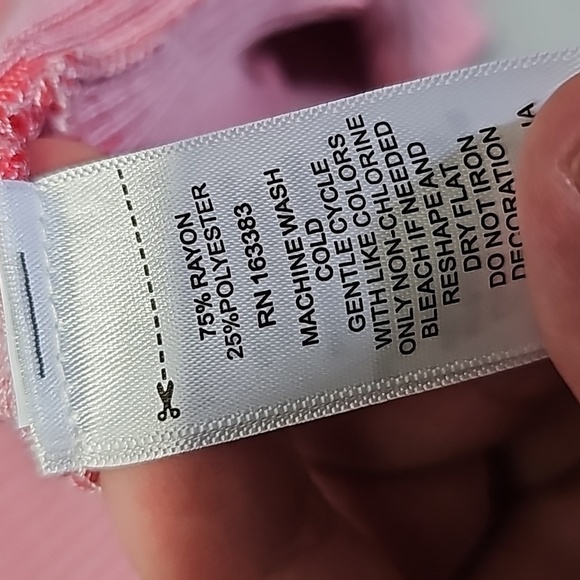 Rio & Rian medium pink short sleeve crop top shirt - Picture 6 of 6